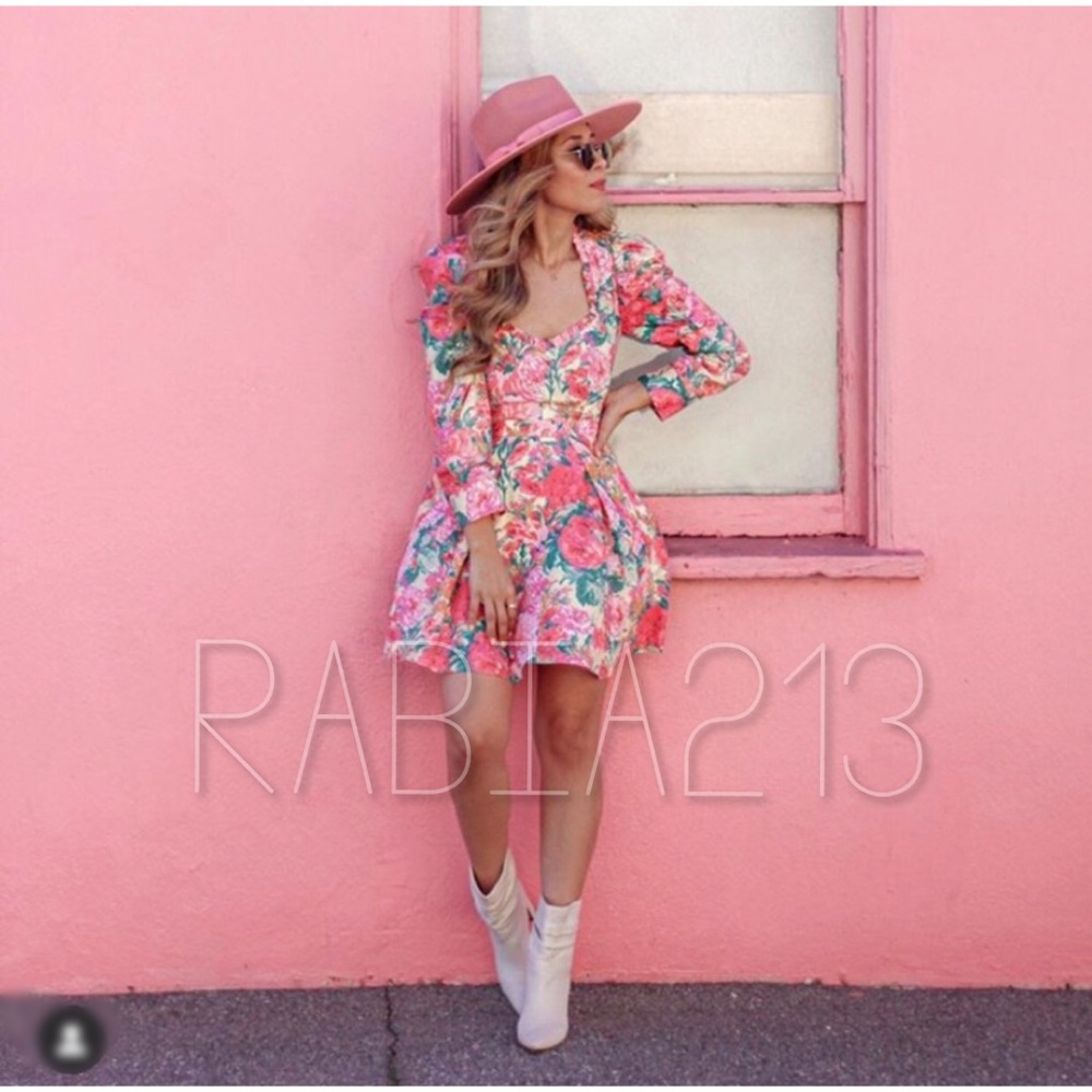 LAST 1! FLORAL PRINT MINI SKIRT - Picture 11 of 14